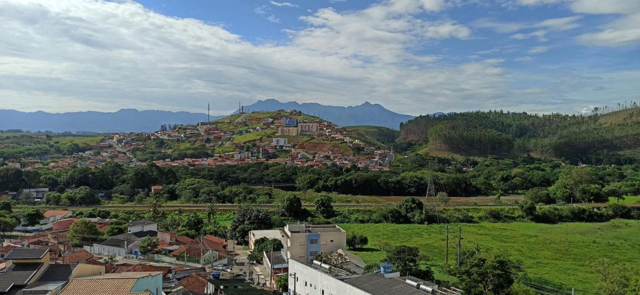 Hotel Pousada Familia De Nazare Cachoeira Paulista Eksteriør bilde