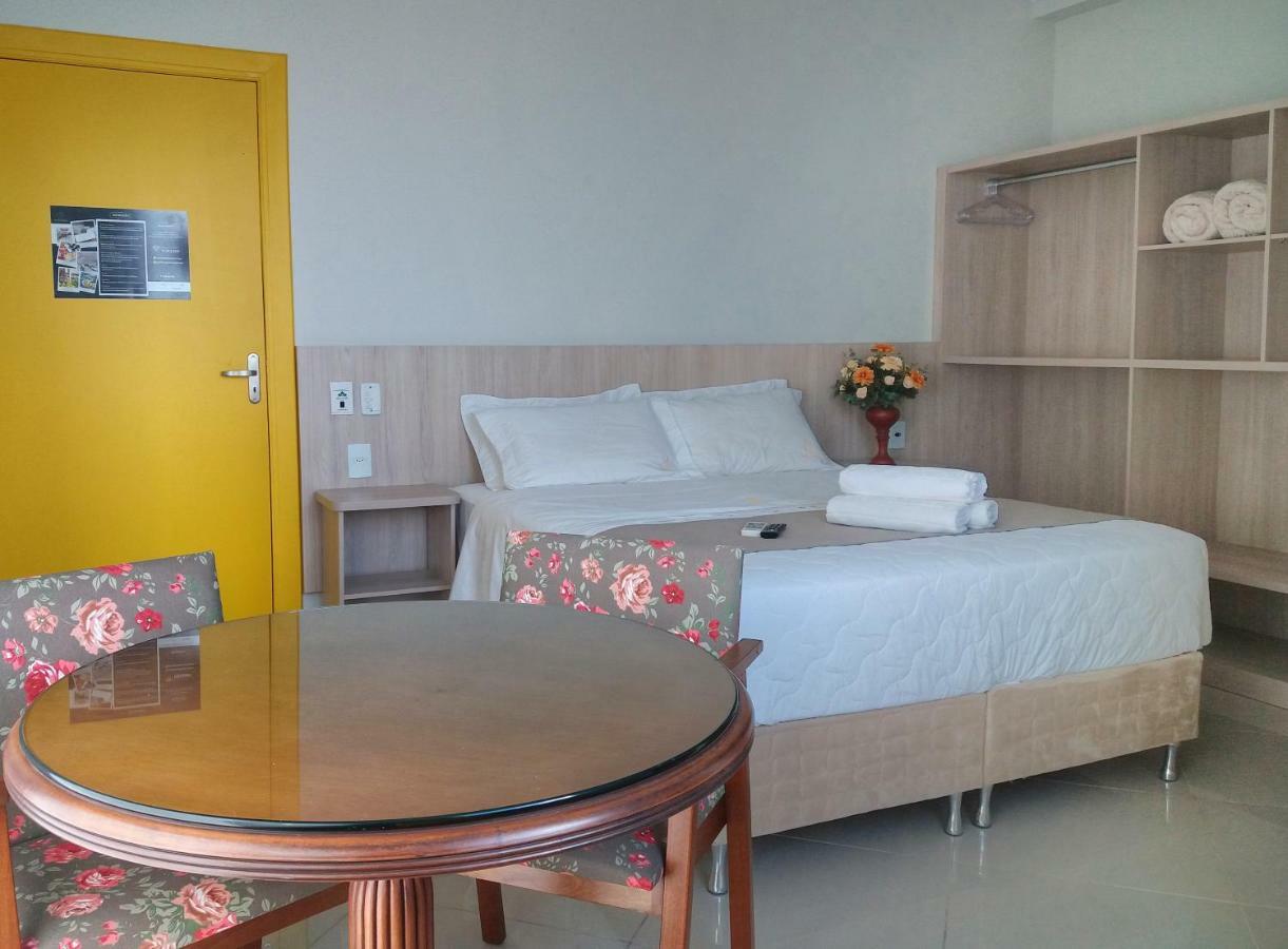 Hotel Pousada Familia De Nazare Cachoeira Paulista Eksteriør bilde